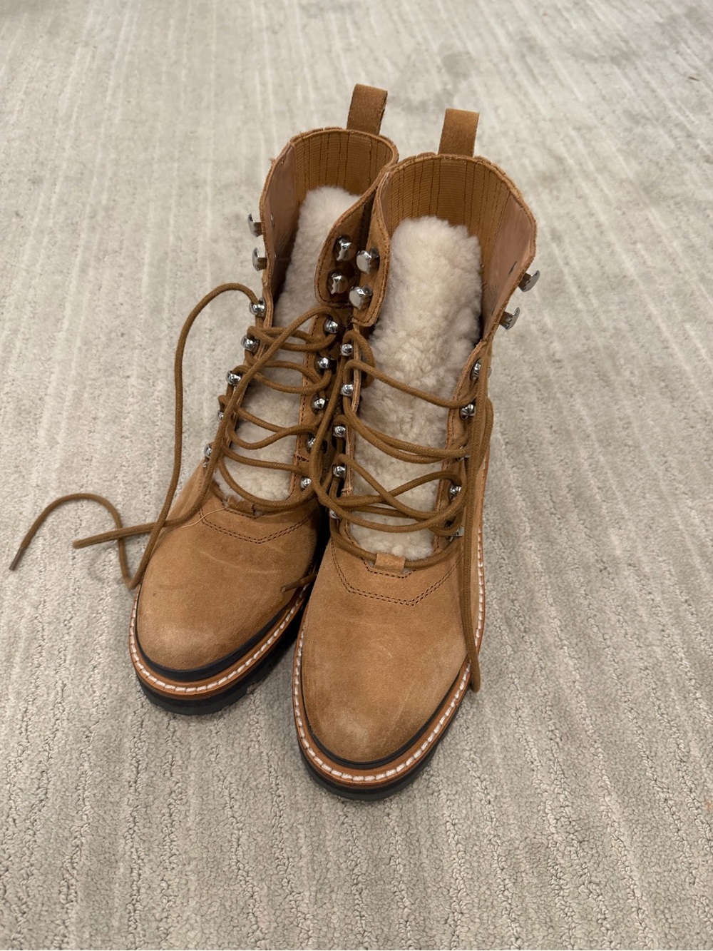 Marc Fisher LTD Izzie Genuine Shearling Lace-Up Lug Sole Boots | size 7